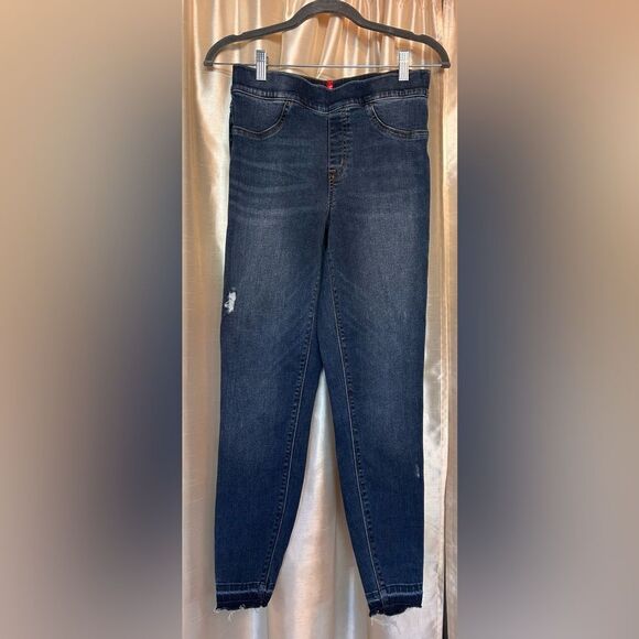 Spanx Distressed Ankle Skinny Jeans EUC Size M - Picture 2 of 8